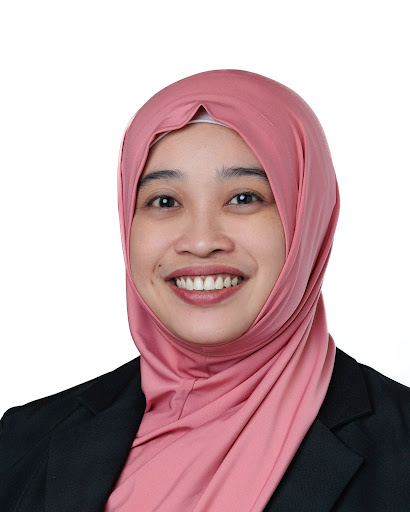 Tutor Nur Aini, Director of Curious Mindz